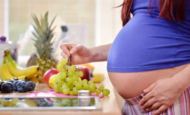 24 Foods and Beverages to Avoid in Pregnancy