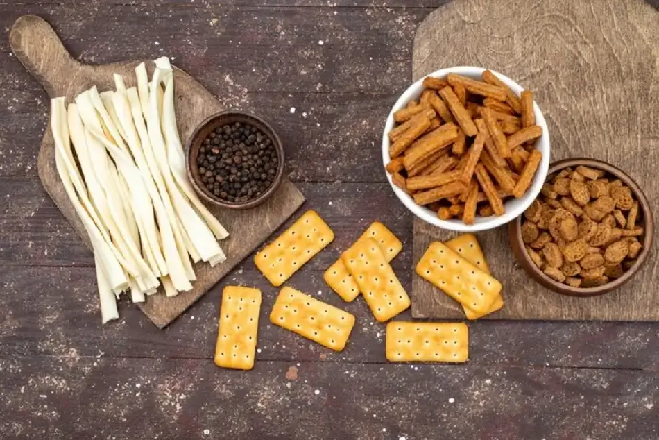 Delicious Parmesan and Black Pepper Snacks Recipe