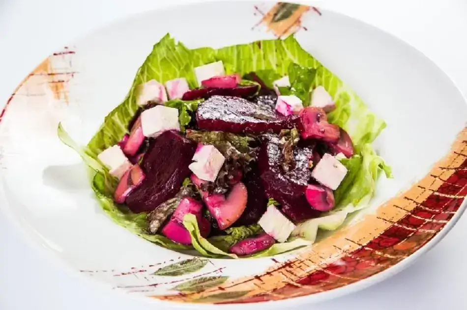Delicious Roasted Beet Goat Cheese Salad Recipe